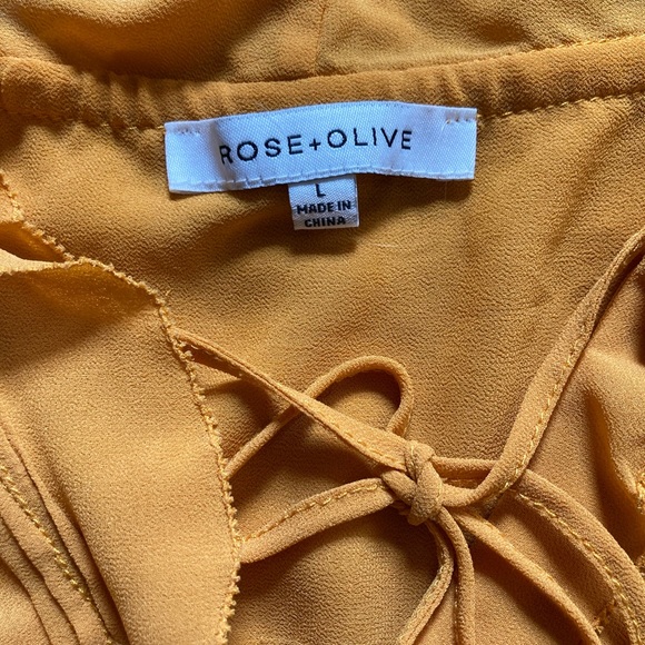 Rose + Olive Pleated Tie Front Blouse - Picture 2 of 3